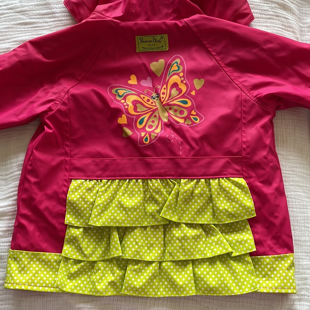 Butterfly raincoat - Picture 6 of 6